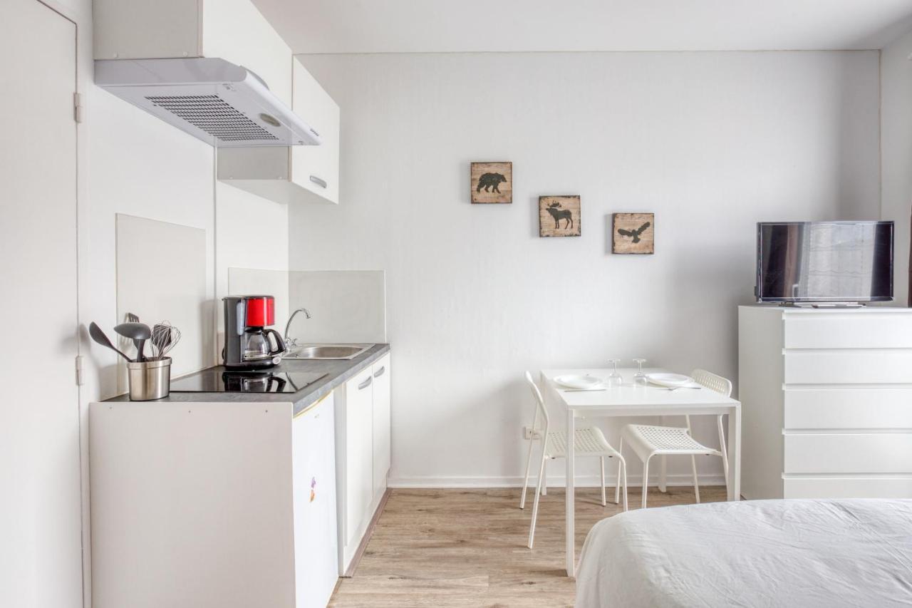 Le Petit Magny Apartment Luaran gambar